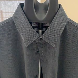 Like new mizzen+main men’s xl slim fit button down